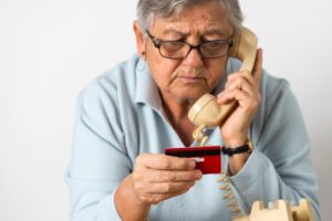 top-14-tips-to-avoid-senior-scams-blog-featured-image